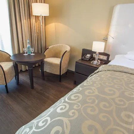 Otel Winzerstube Ihringen