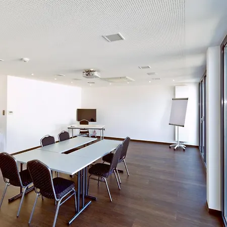 Winzerstube ホテル イリンゲン